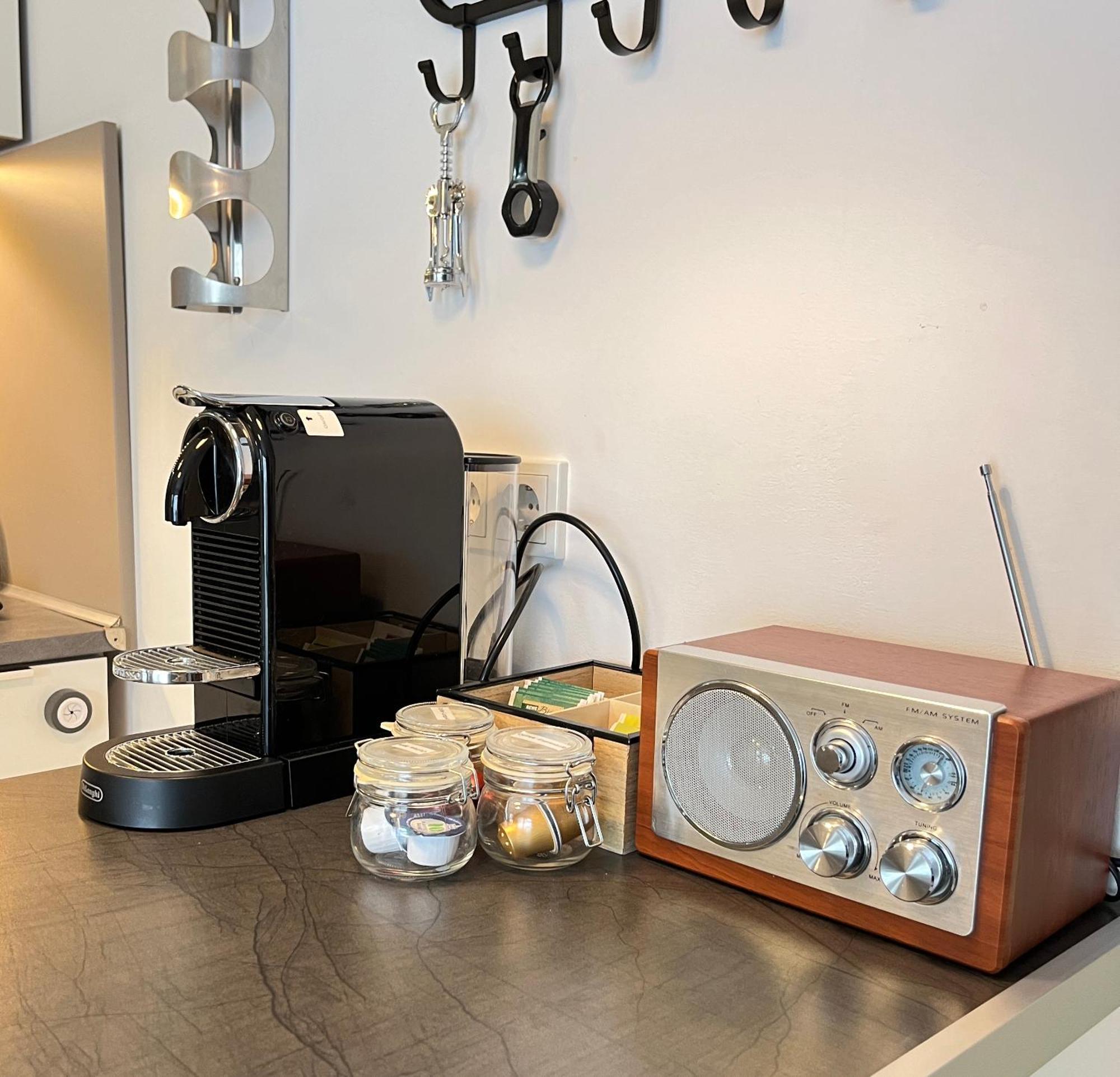 Living At Saarpartments -Adultsonly- 2 Bedrooms, Kitchen - Business & Holiday Apartments For Long- And Short Term Stay, 3 Min To Train Station, Secure E-Bike Parking! Saarbrücken Kültér fotó